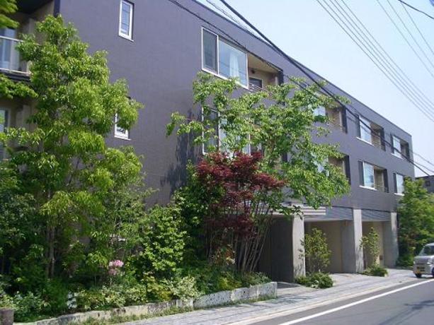 目黒区の低層マンションの高級賃貸を探す 東京都心の高級マンション タワーマンションの賃貸 賃貸管理ならrenosy 旧 モダンスタンダード