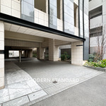 ジオ新宿若松町の駐車場1-thumbnail