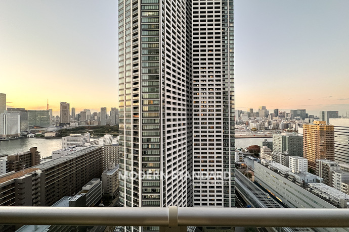 THE TOKYO TOWERS MID TOWER 25階 1LDK 206,610円〜219,390円の眺望1-slider