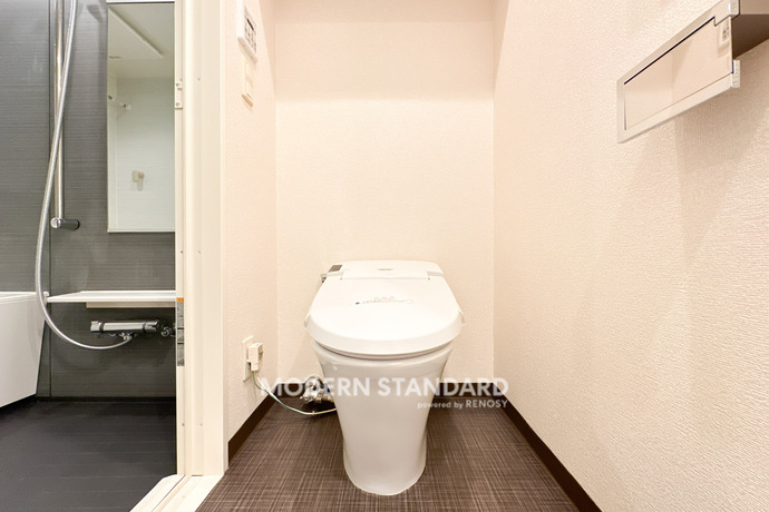 パークキューブ目黒タワー 4階 1K 173,630円〜184,370円のトイレ1-slider