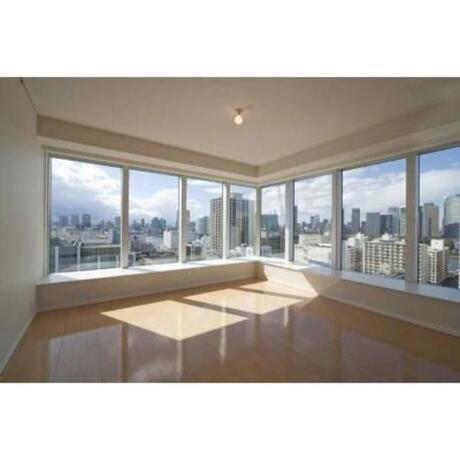 THE TOKYO TOWERS MID TOWER 18階 2LDK 355,990円〜378,010円の写真1-slider