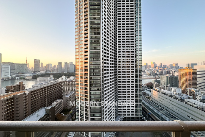 THE TOKYO TOWERS MID TOWER 22階 3LDK 386,060円〜409,940円の眺望1-slider
