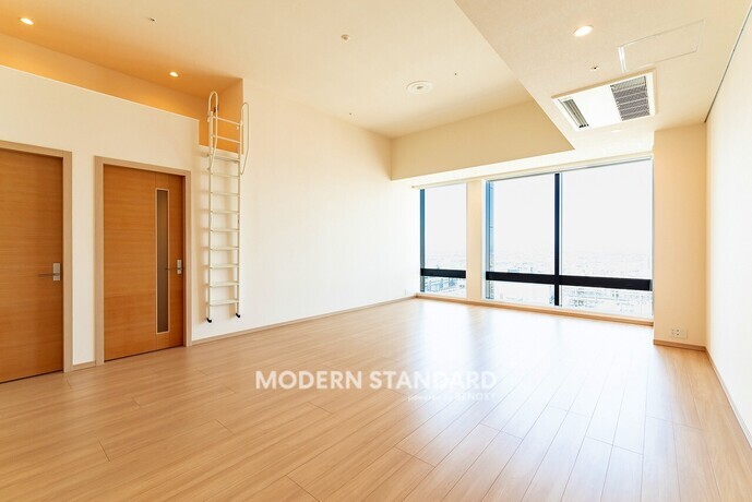 ラ・トゥール新宿グランド 37階 4LDK 1,190,000円の居室1-slider