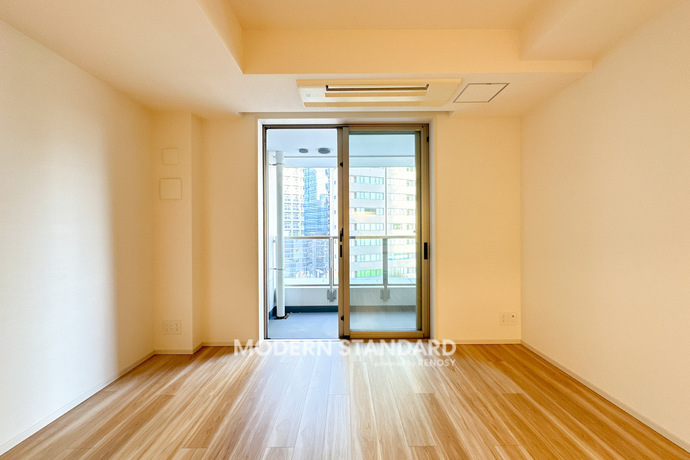 ザ・パークハウス西新宿タワー60 5階 1R 157,140円〜166,860円の居室2-slider