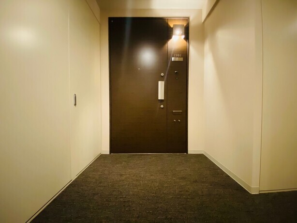 ザ・パークハウス西新宿タワー60 13階 3LDK 232,800円〜247,200円の写真3-slider